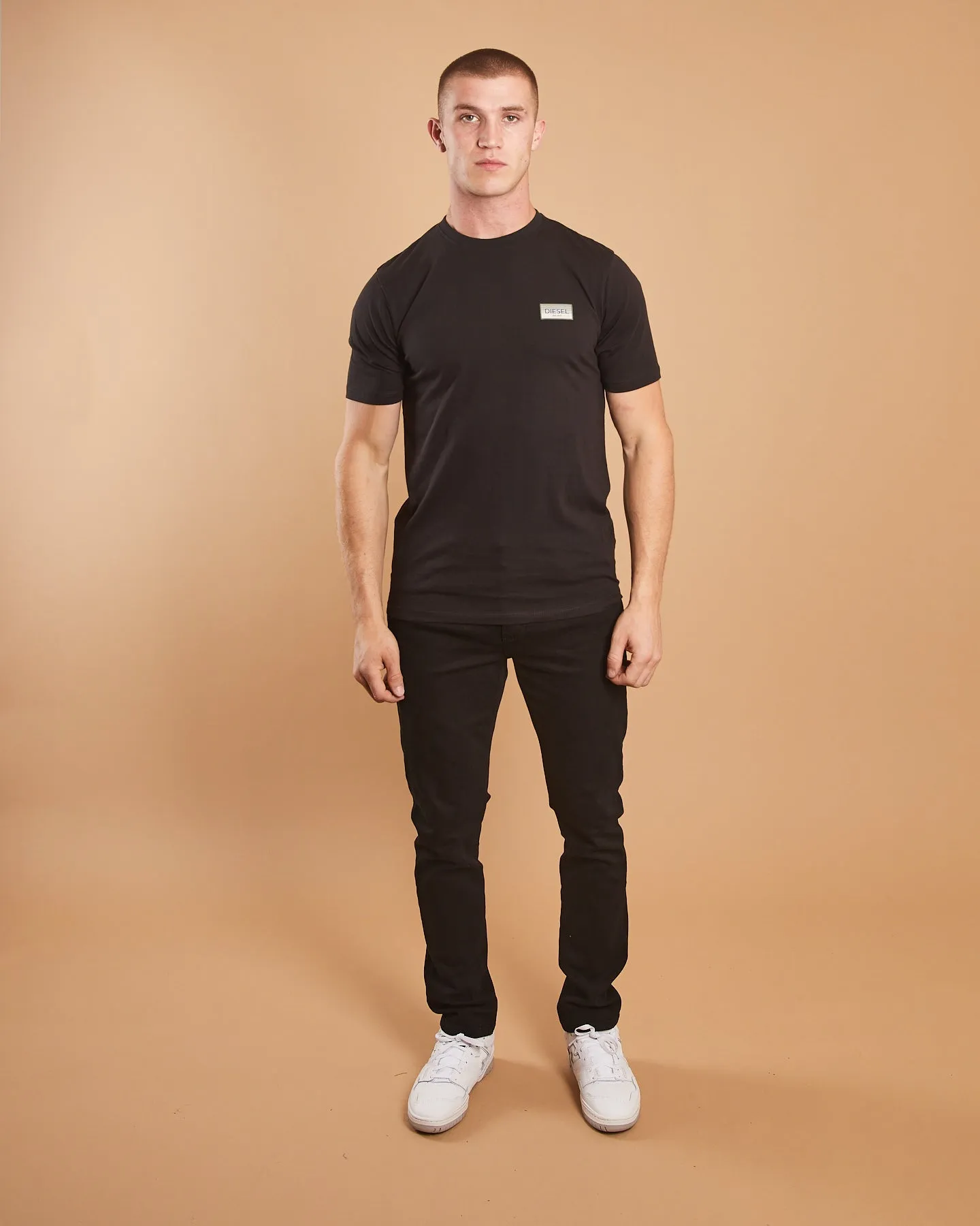 Alamosa Tee Black Dust