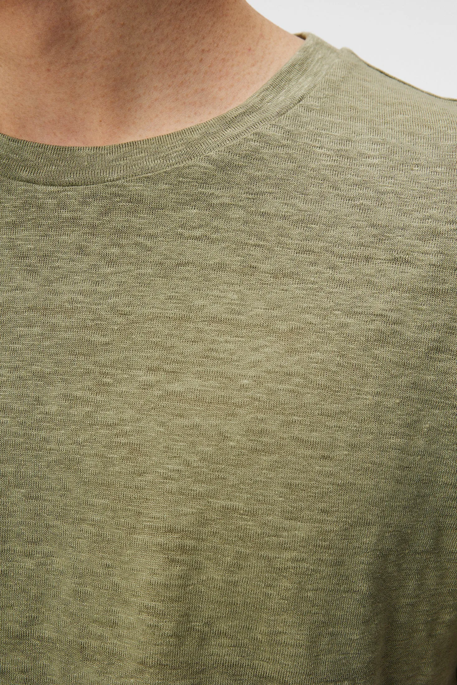 Coma Linen T-Shirt