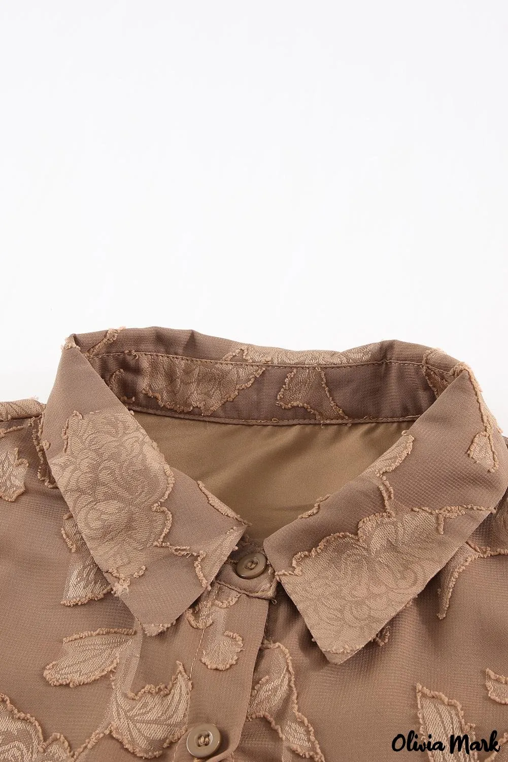 Deanwangkt - Brown floral textured shirt with collar and collar