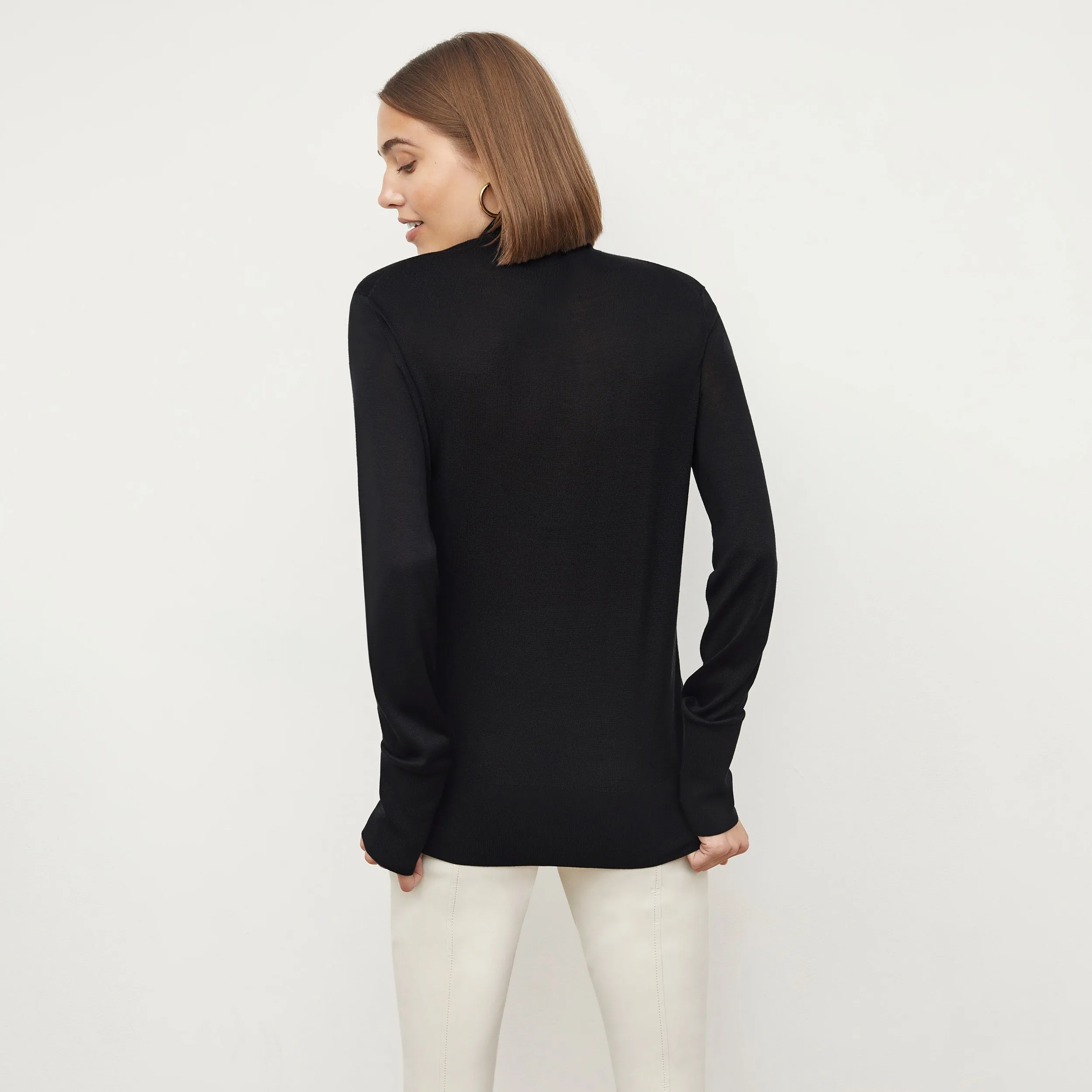 Elizabeth Turtleneck - Silk Jersey :: Black