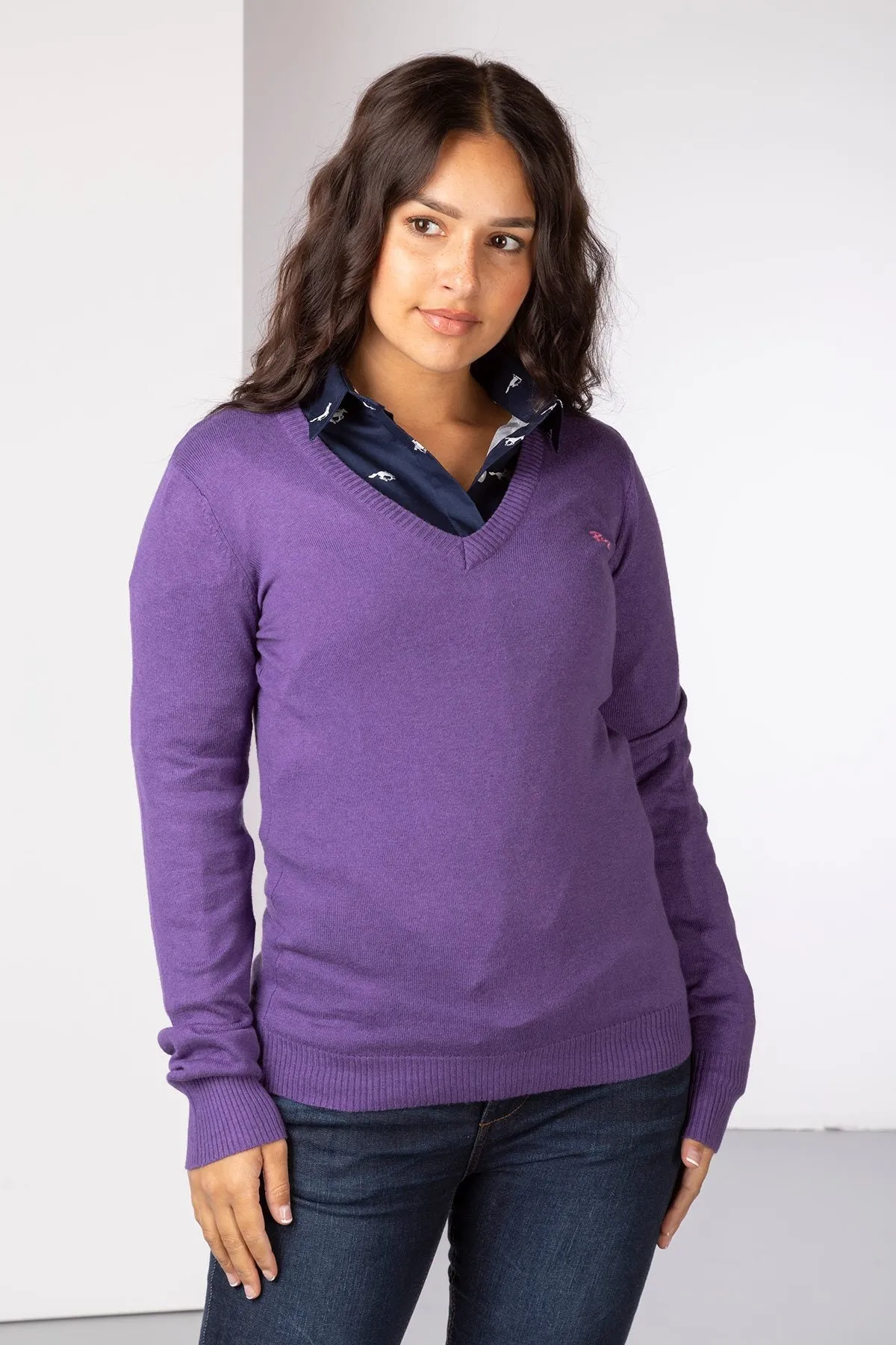 Ladies V Neck Fine Knit Jumper