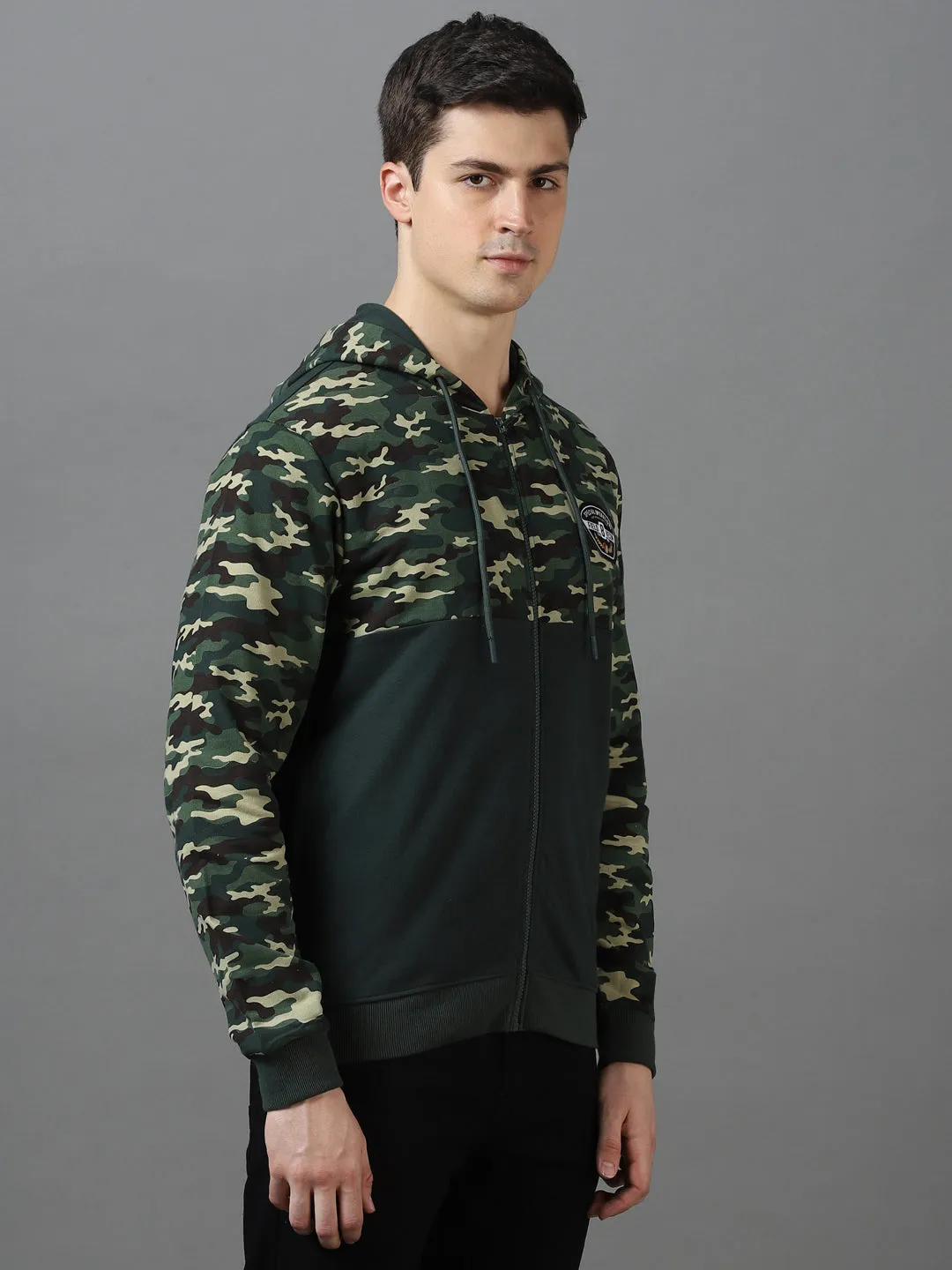 Men's Green Cotton Camouflage Printed Hooded Neck Sweatshirt