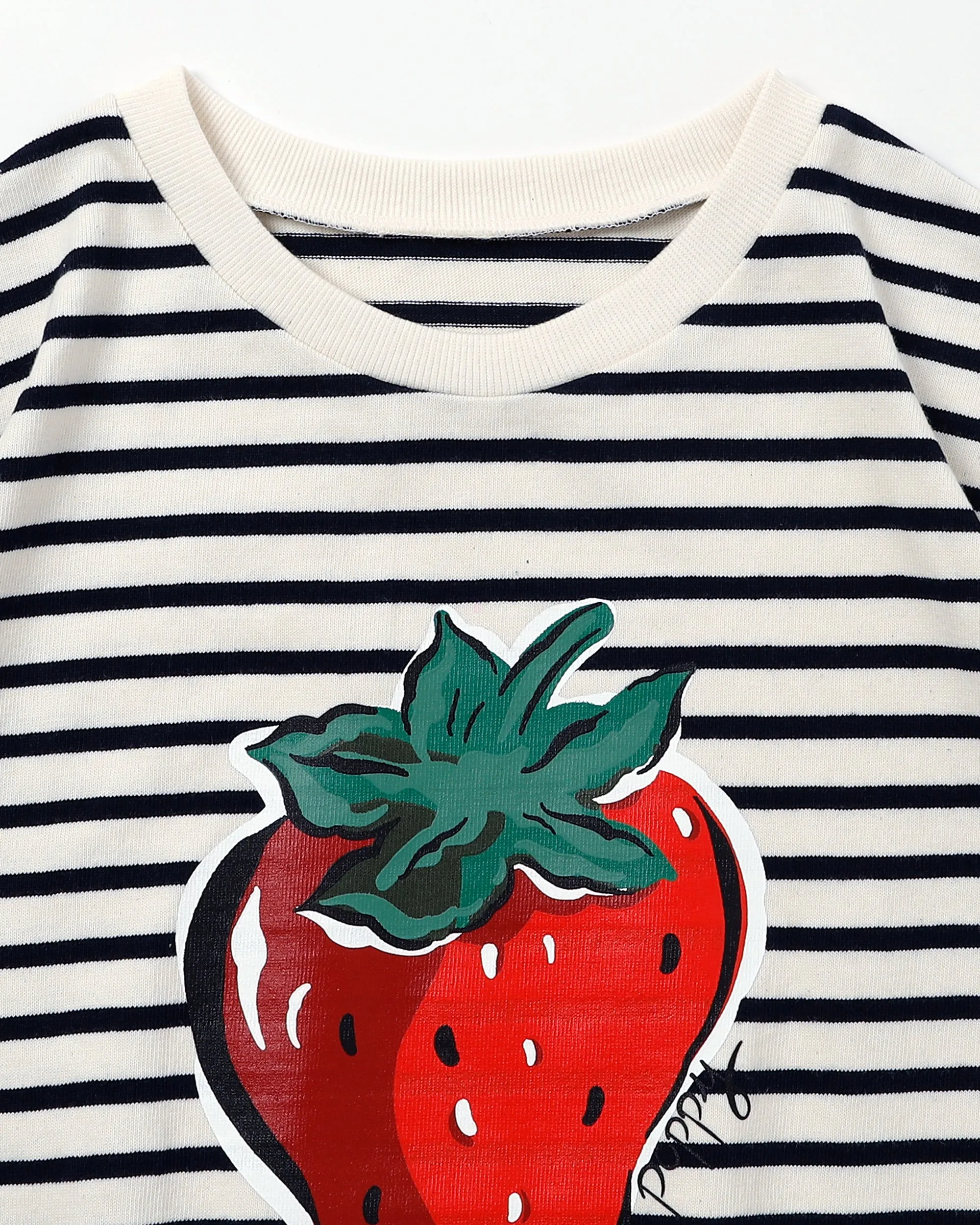 Strawberry printed T-shirts (Navy border)