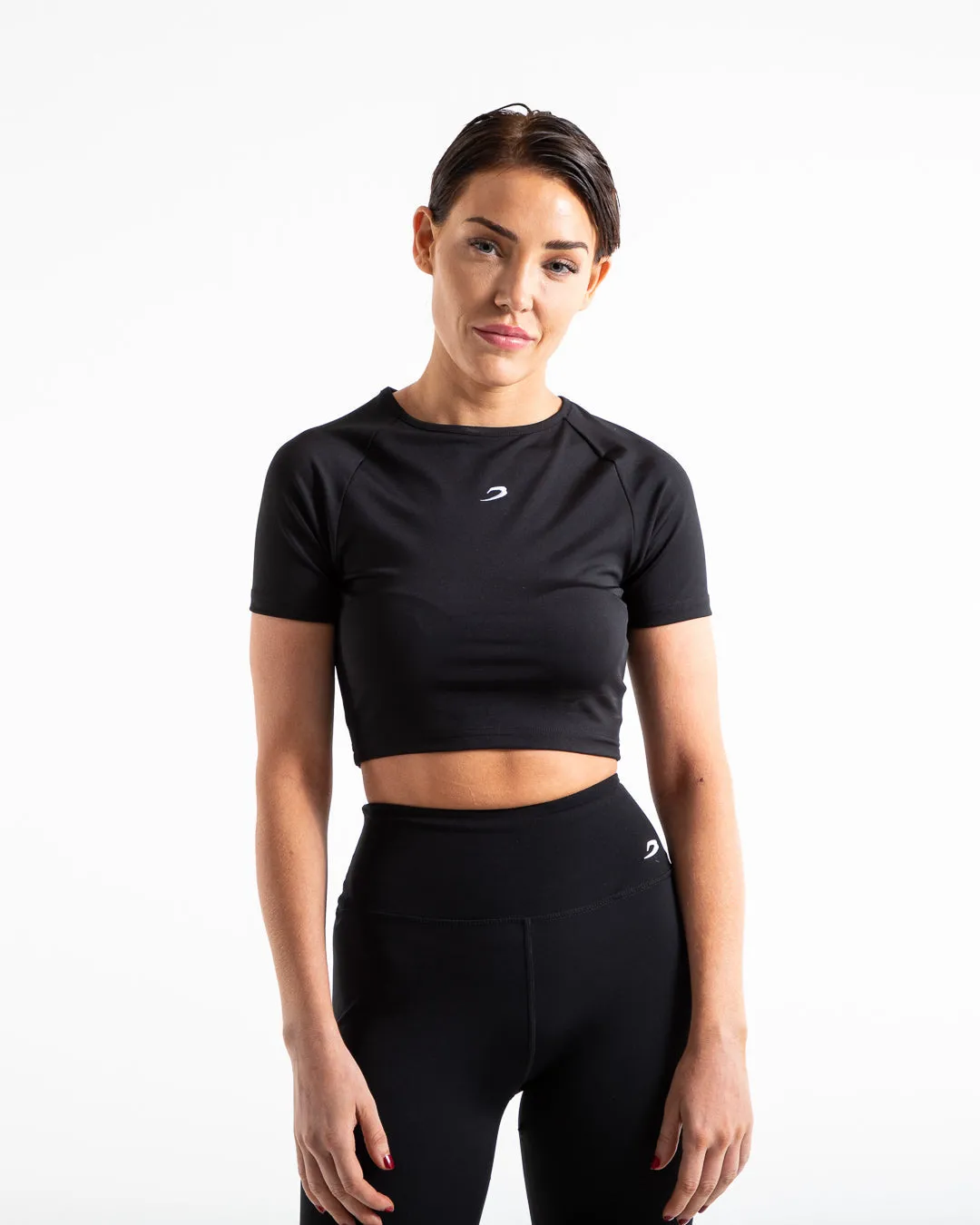 Training Short Sleeve Crop Top - Black