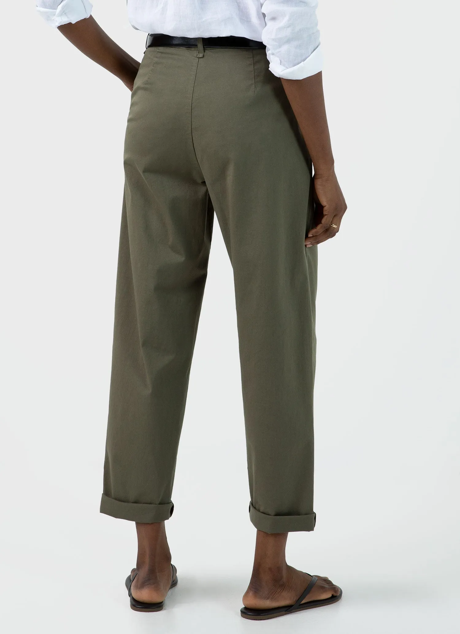 Women's Pleated Chino in Pale Khaki